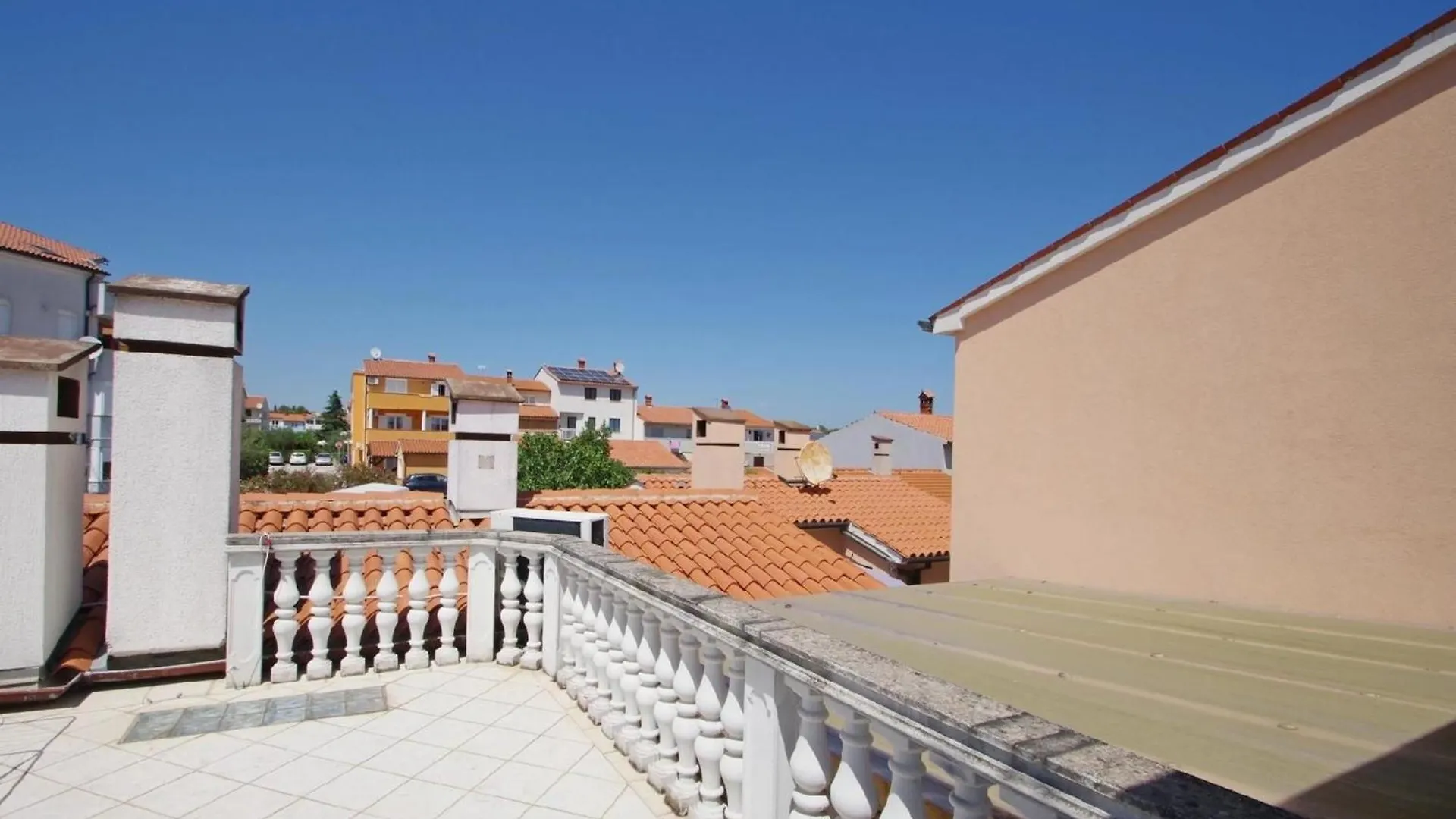 Daire Wohnung In Pula Mit Terrasse, Grill Und Garten Hırvatistan